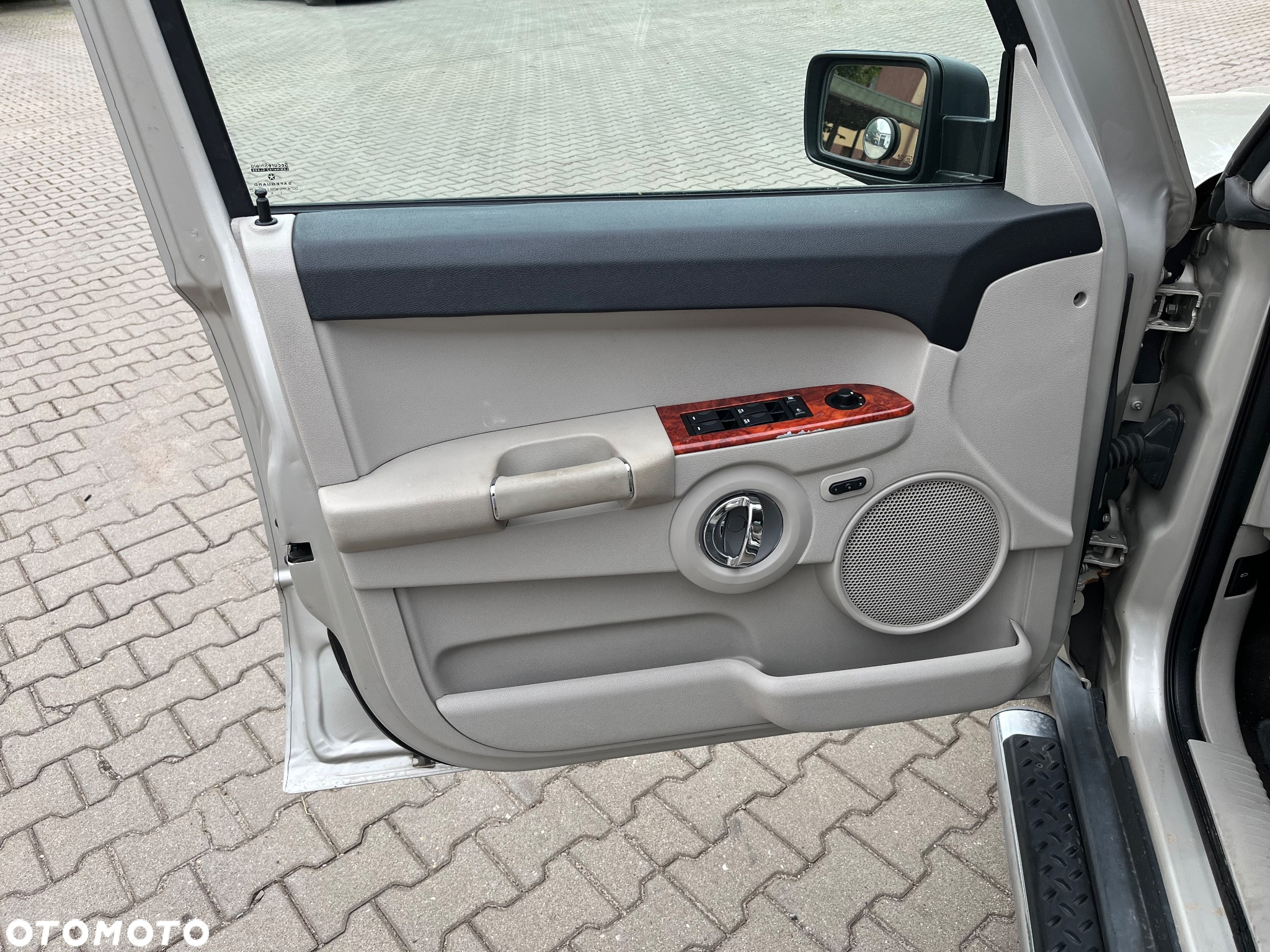 Jeep Commander 5.7 V8 HEMI Automatik Limited - 11