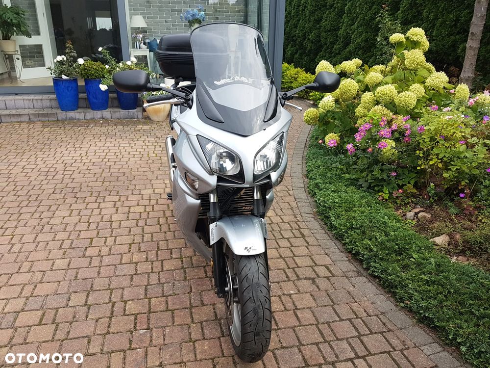Honda CBF - 11