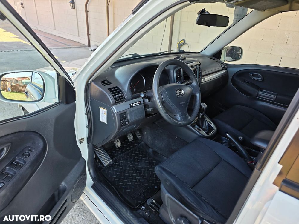 Suzuki Grand Vitara - 5