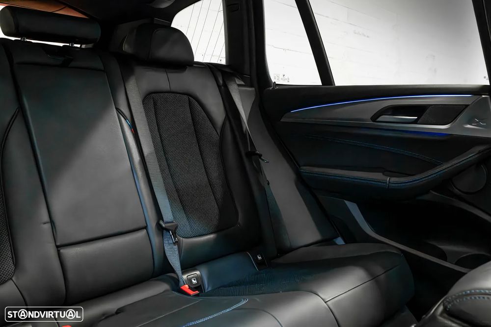 BMW X3 30 e xDrive Pack M - 12