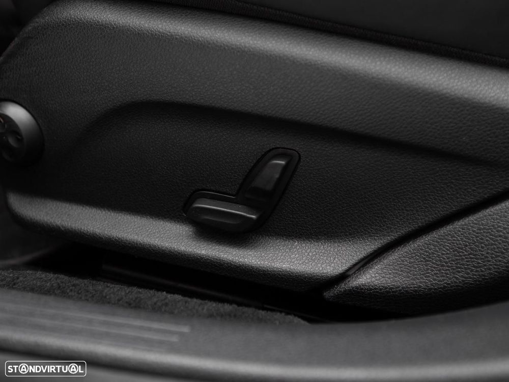 Mercedes-Benz E 300 de 4Matic 9G-TRONIC AMG Line - 20