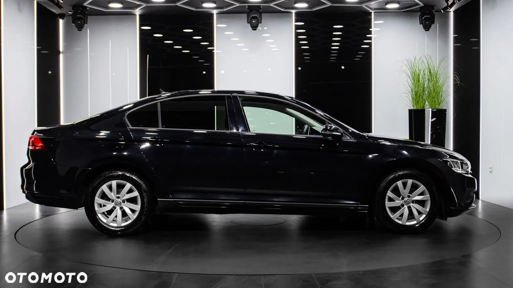 Volkswagen Passat 1.5 TSI EVO Essence DSG - 8