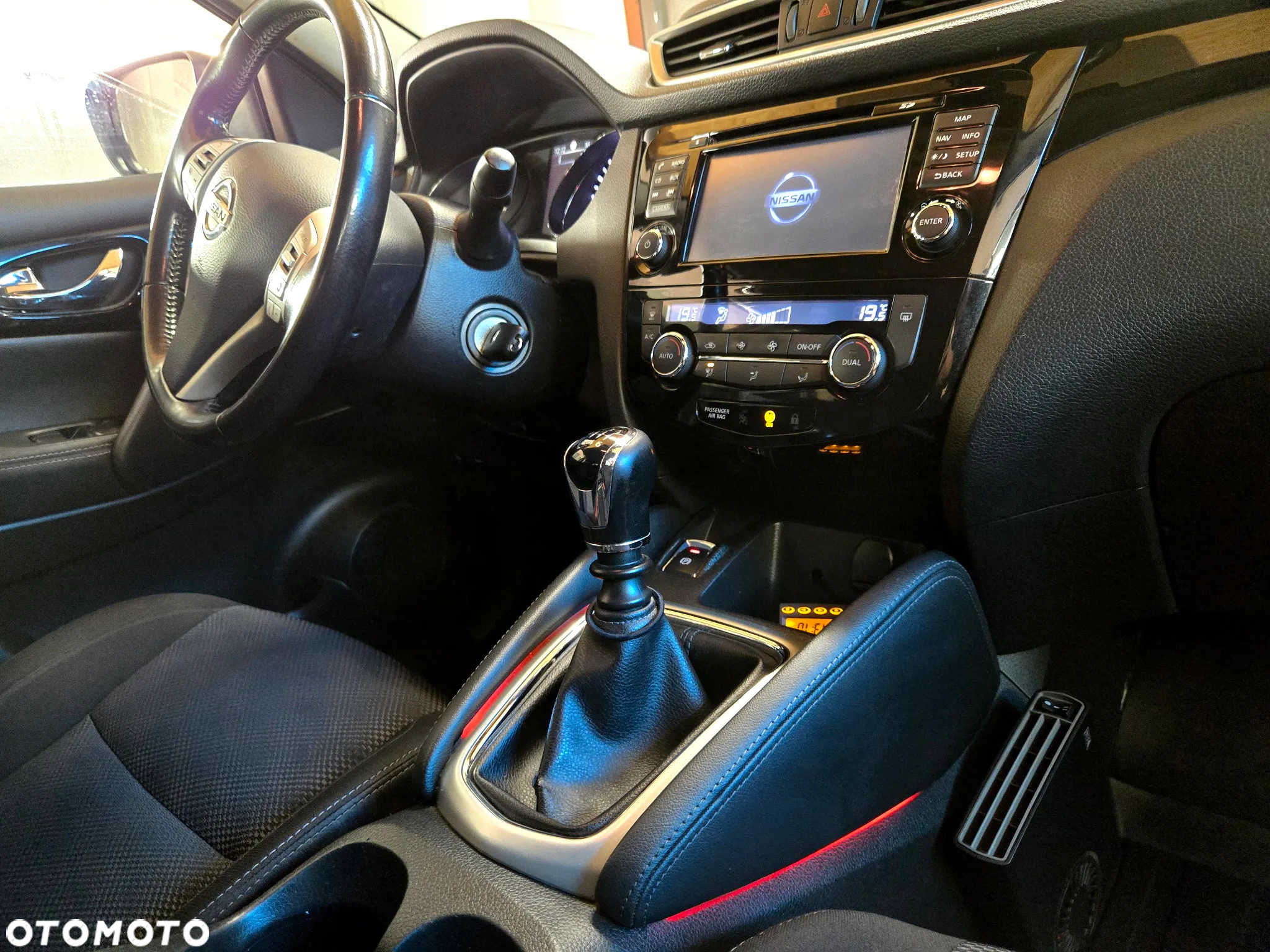 Nissan Qashqai 1.6 DCi 4x4 Acenta EU6 - 23