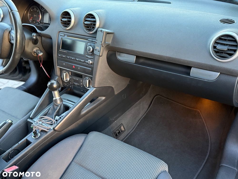 Audi A3 3-drzwiowe 2.0 TDI Attraction - 24
