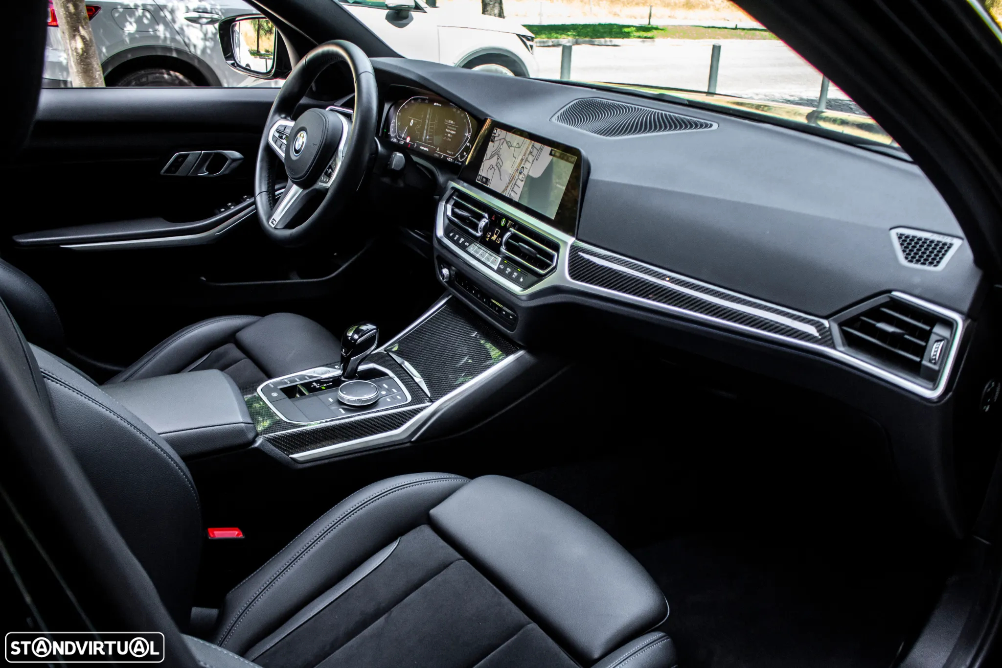 BMW 320 e Pack M Auto - 28
