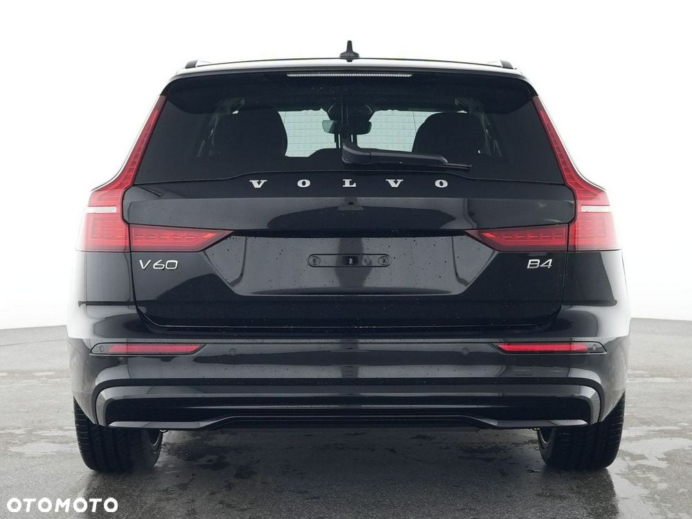 Volvo V60 B4 B DKG Ultra Dark - 3