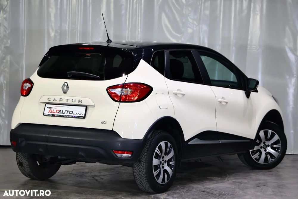 Renault Captur dCi 90 EDC Helly Hansen - 3