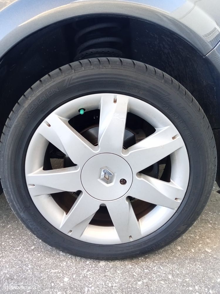 Renault Mégane 1.5 dCi Confort - 12