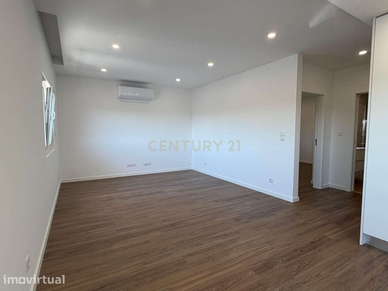 Sintra – Apartamento T1 a estrear com 2 lugares de estacionamento - Grande imagem: 5/11