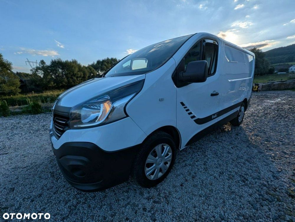 Renault Trafic - 13
