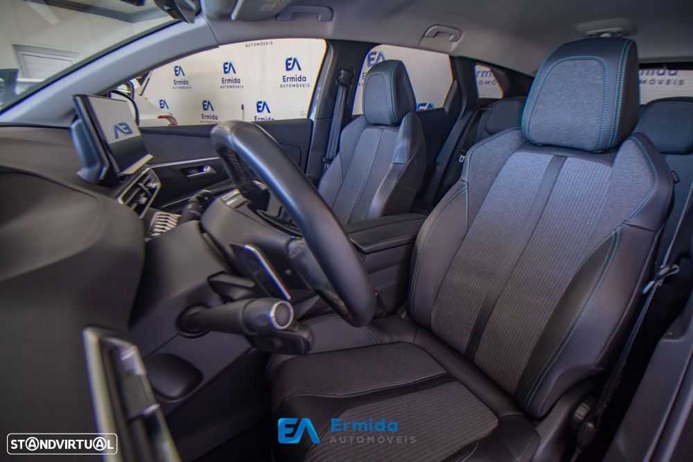 Peugeot 3008 1.6 Hybrid Allure Pack e-EAT8 - 24