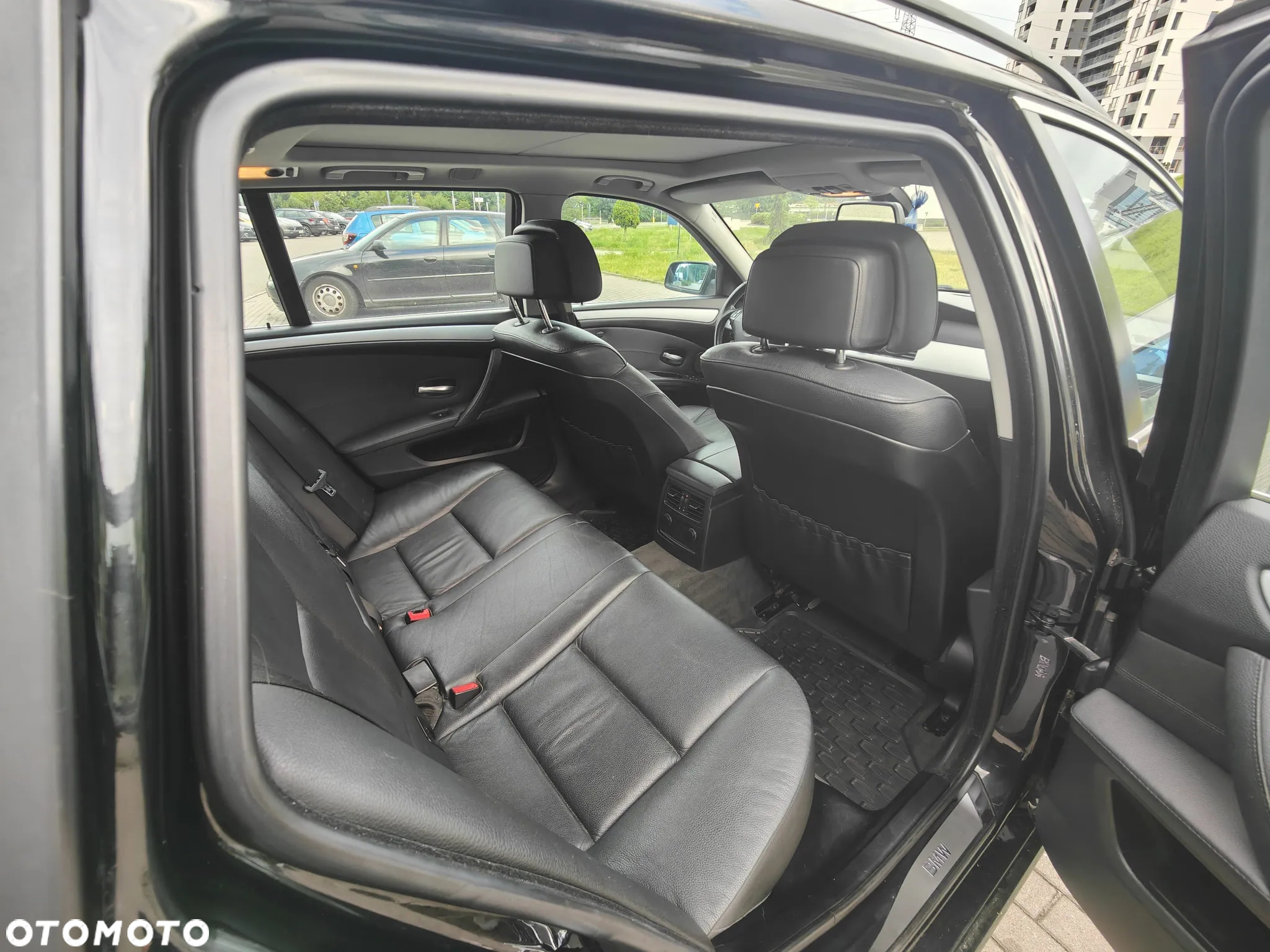 BMW Seria 5 520d Touring - 11