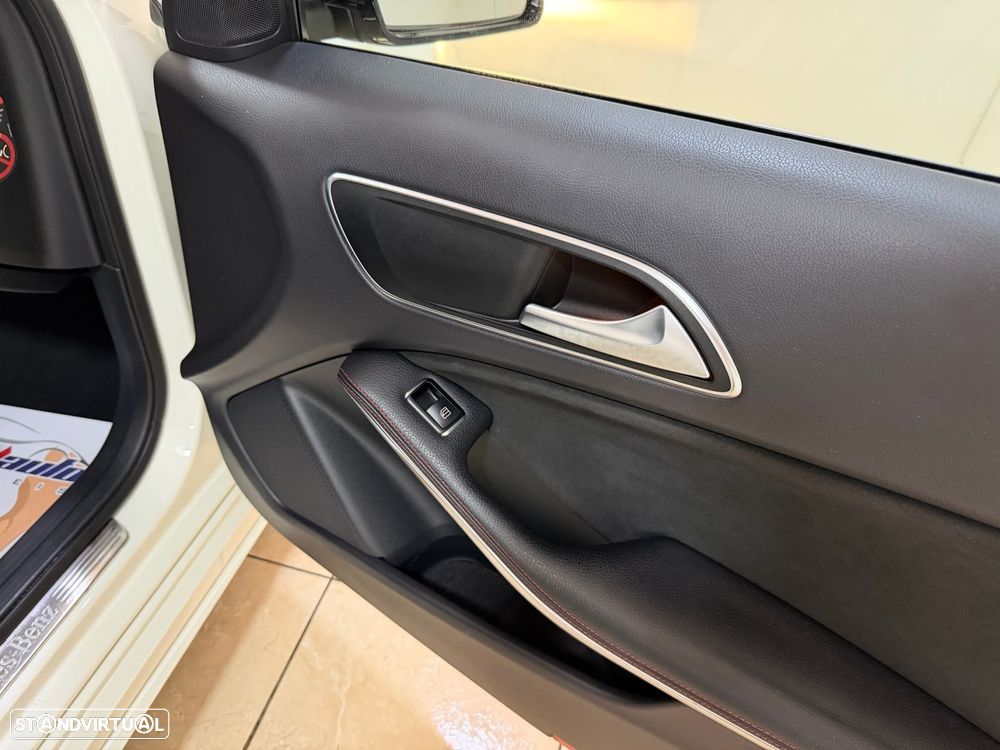 Mercedes-Benz A 180 d AMG Line Aut. - 44