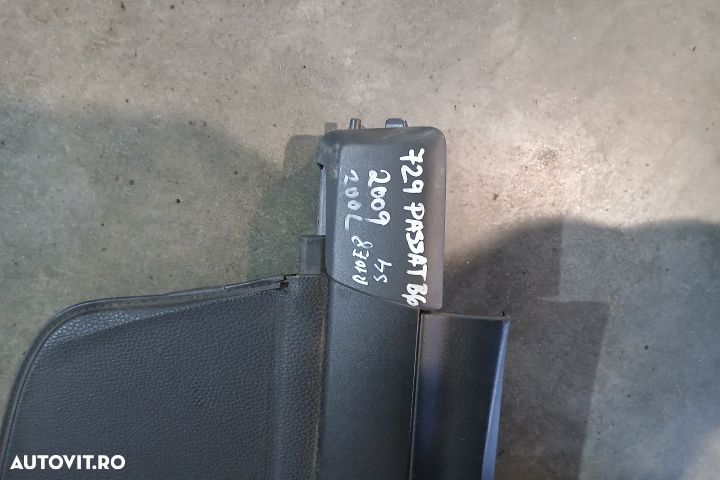 Rulou portbagaj 3C9867871 3C9867871 Volkswagen VW Passat B6 [2005 - 2 - 2