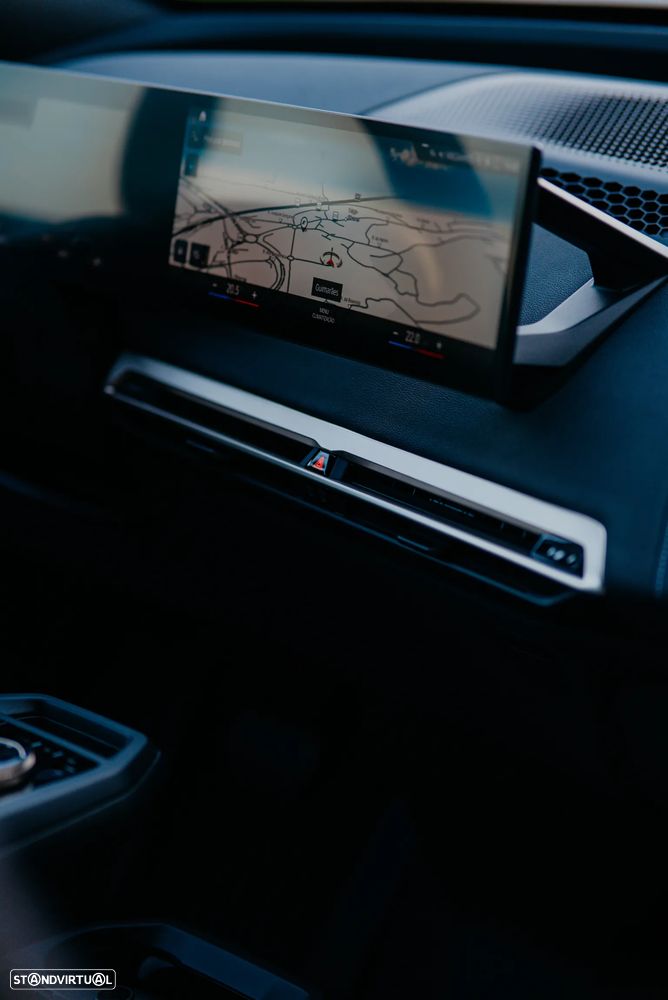 BMW iX xDrive40 - 19