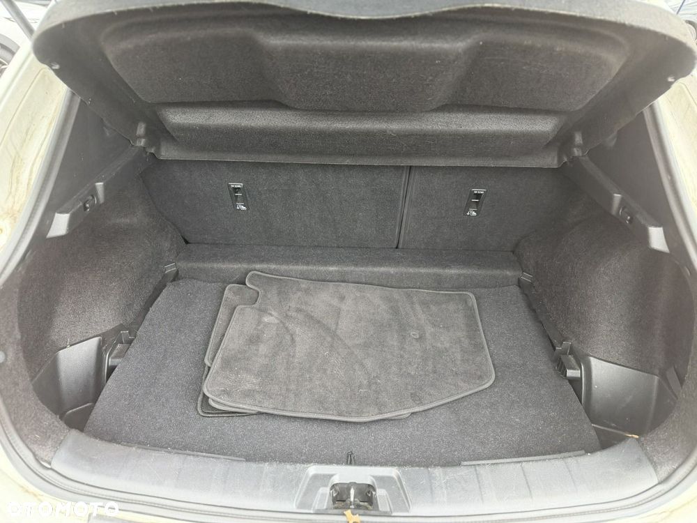 Nissan Qashqai 1.3 DIG-T MHEV N-Connecta - 30