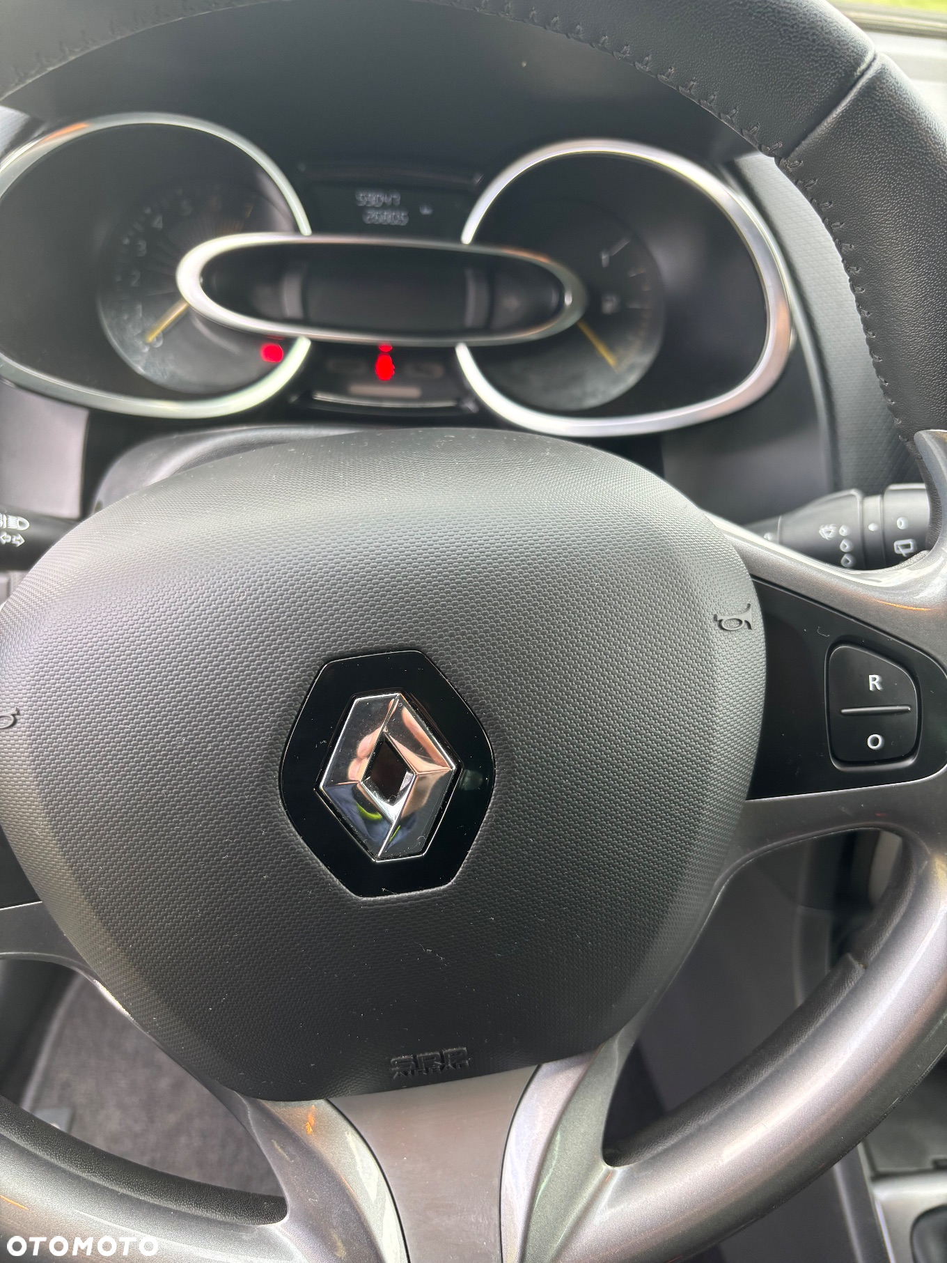 Renault Clio TCe 90 Limited - 23