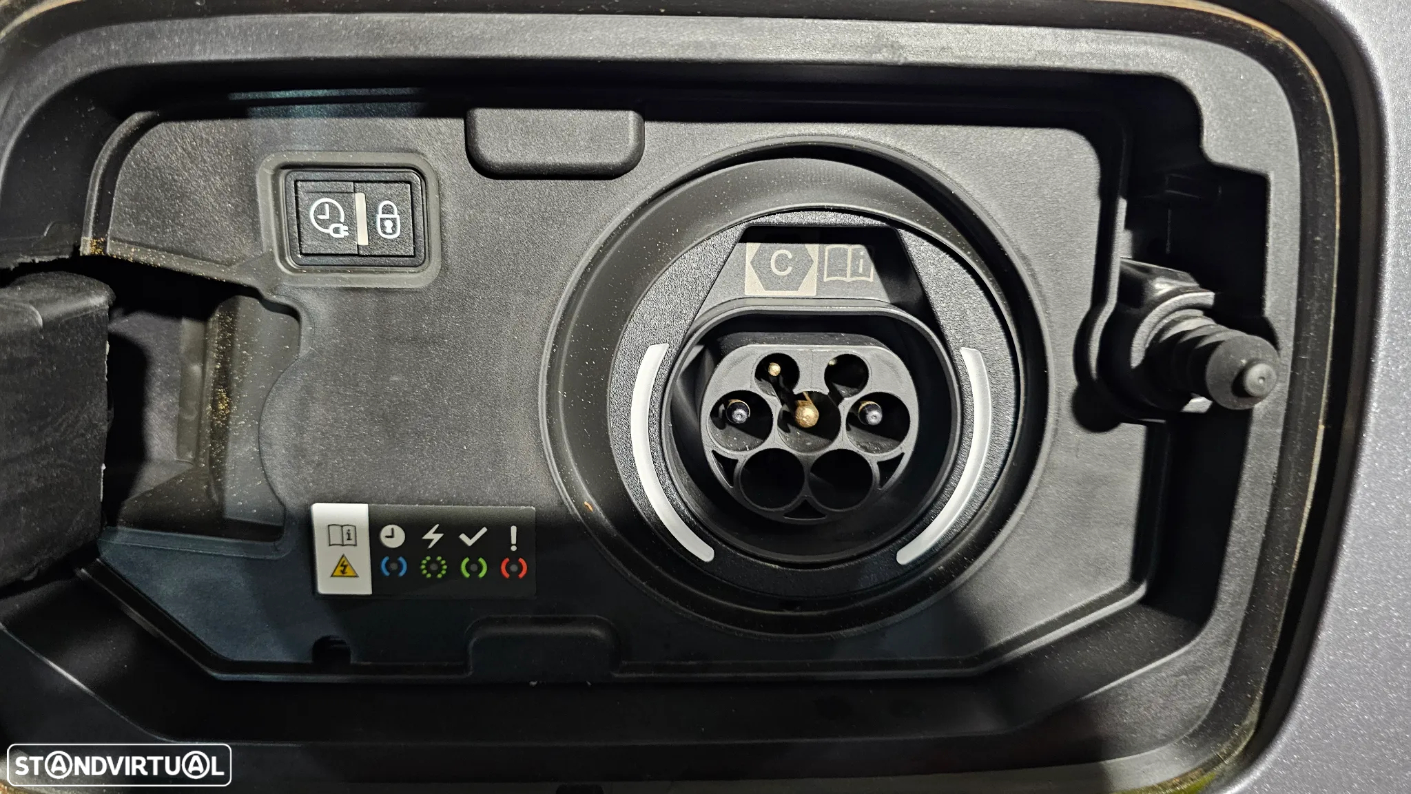 Citroën C5 Aircross 1.6 Hybrid Feel Pack e-EAT8 - 44