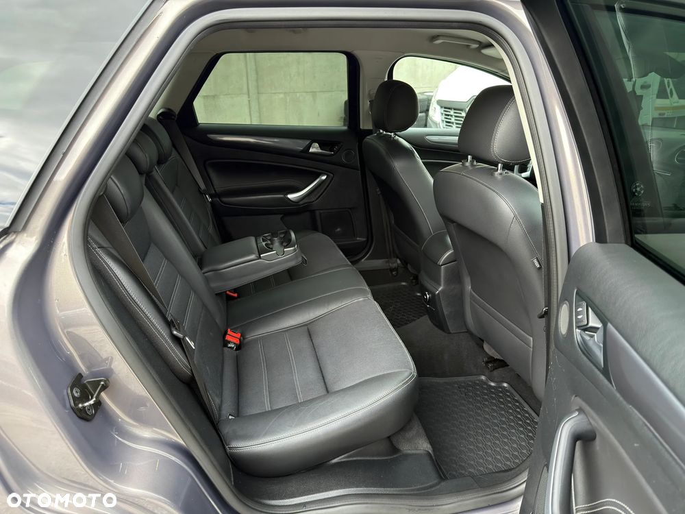 Ford Mondeo 2.0 TDCi Champions Edition - 20