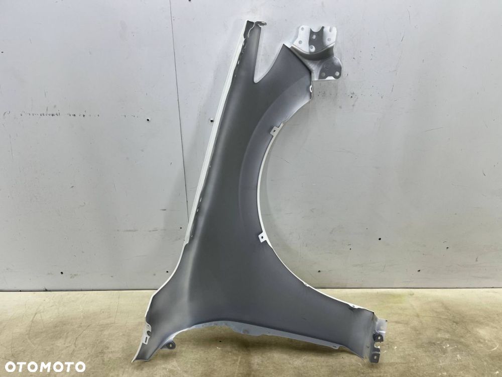 Błotnik Mazda 3 IV BP 19r.- lewy przedni lewy przód - 16