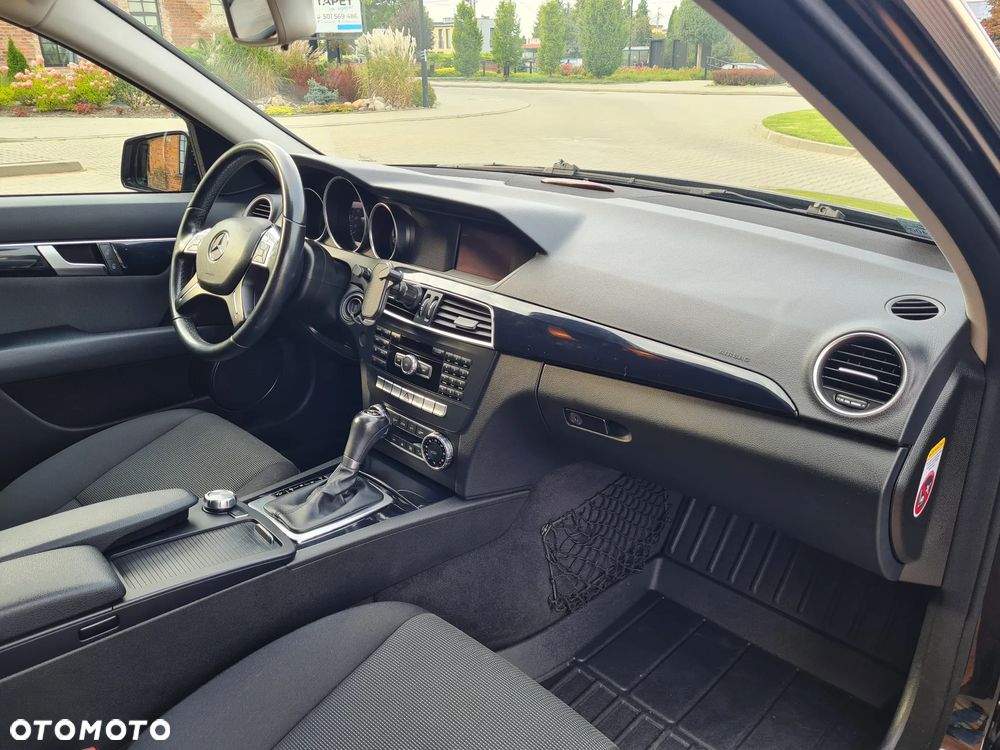 Mercedes-Benz Klasa C - 18