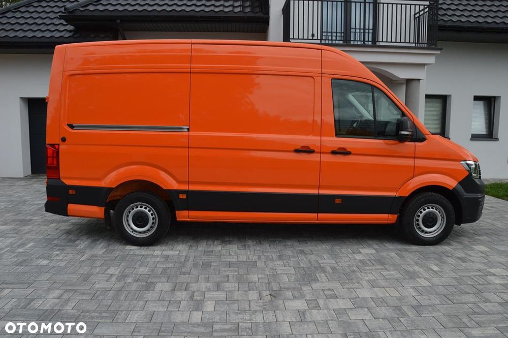 Volkswagen Crafter - 2