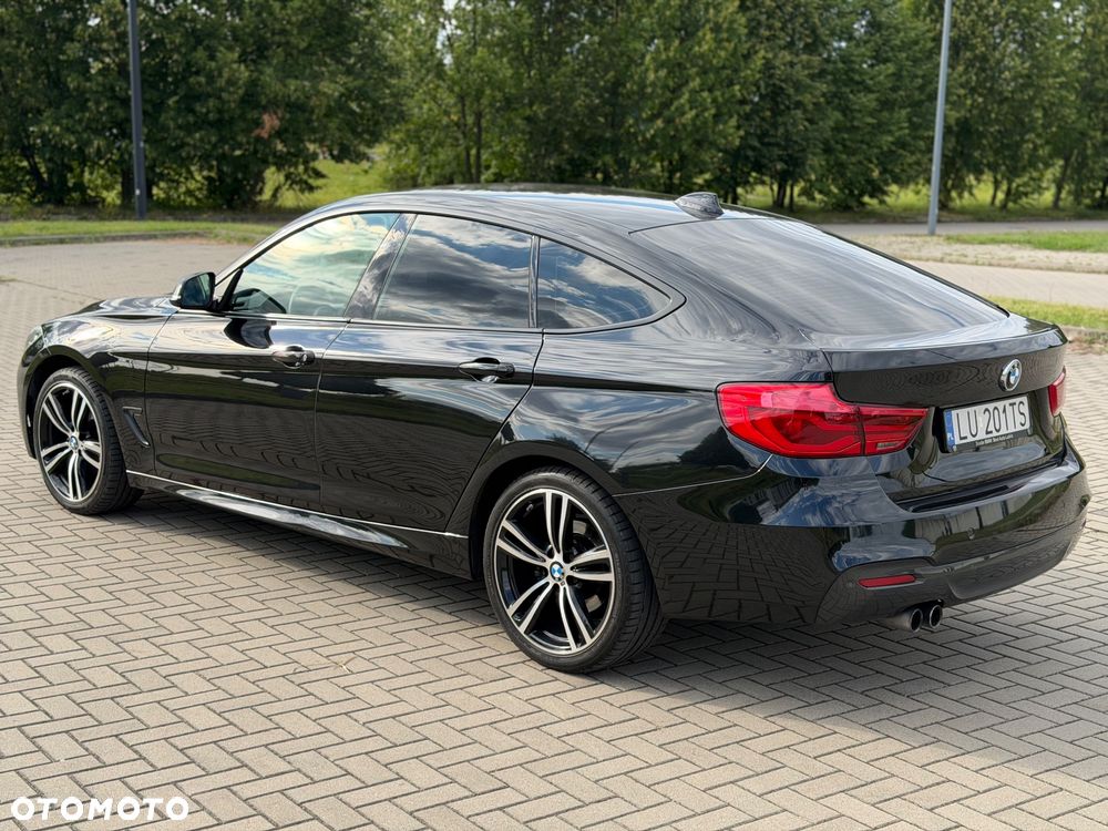 BMW Seria 3 320d M Sport - 5