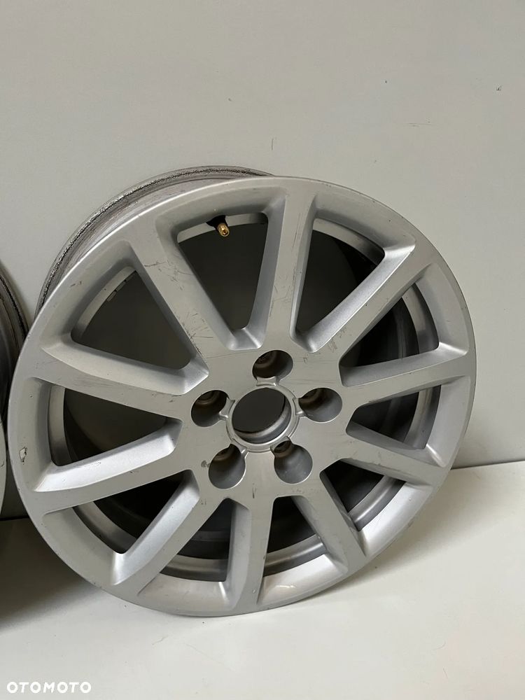 Felga  Audi A4 B8 8K0601025AT 7,5JX16 ET45  5X112 - 8