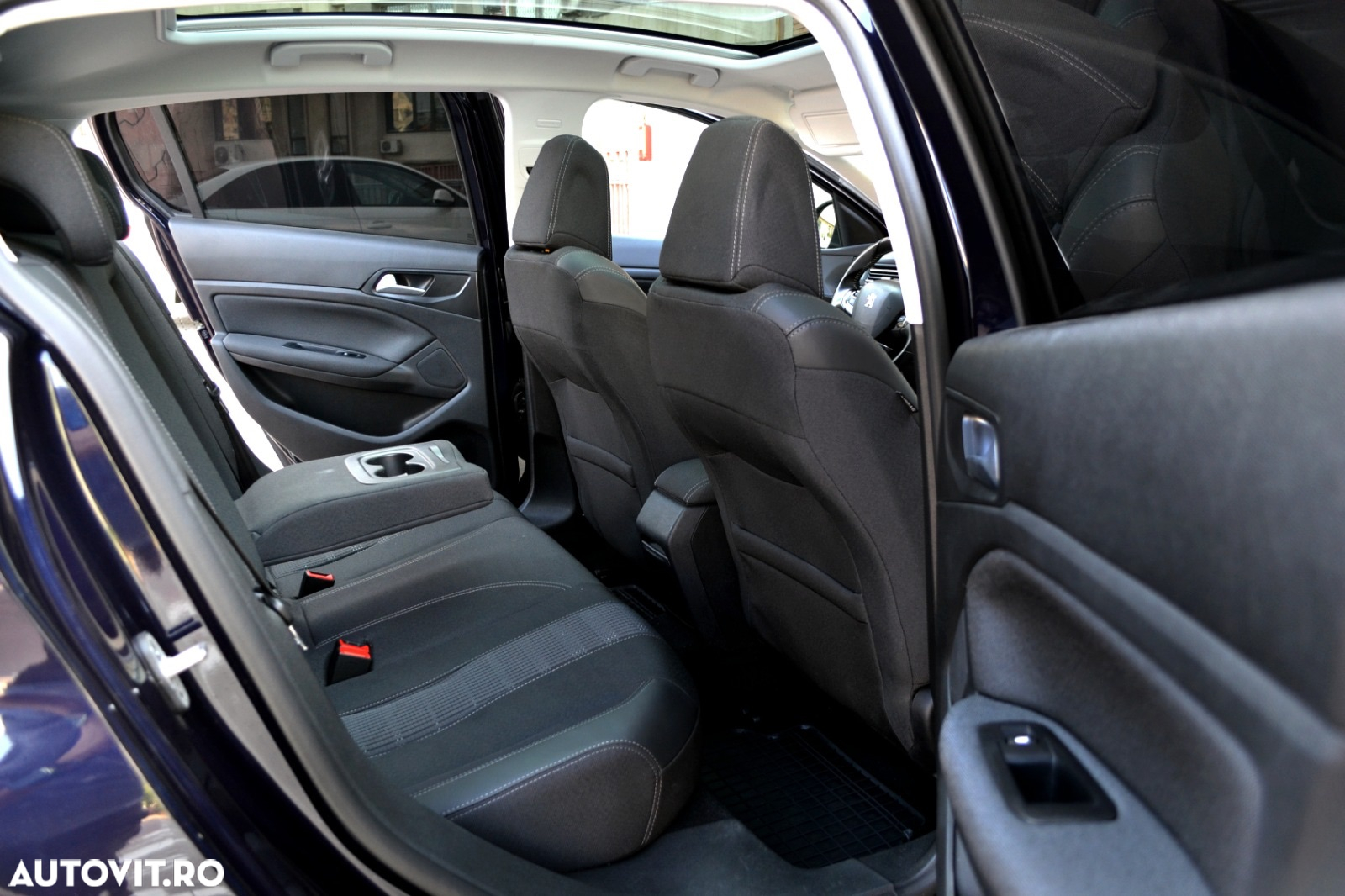 Peugeot 308 1.2 L PureTech Turbo S&S Active - 16