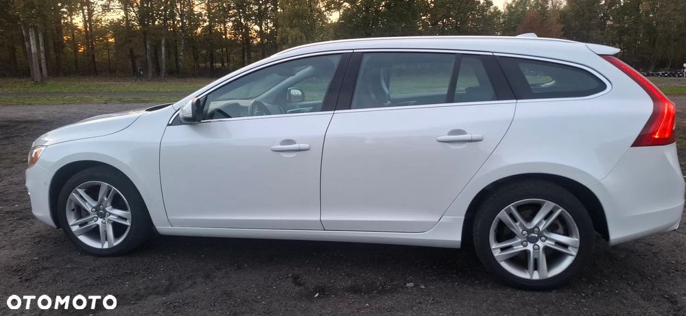 Volvo V60 - 19