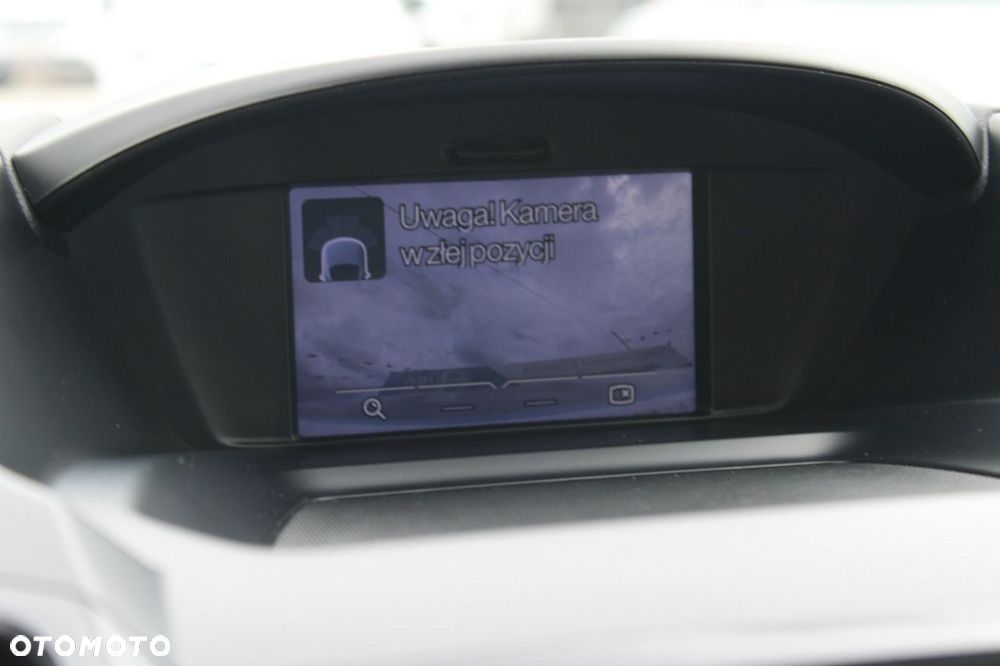 Ford Kuga - 25