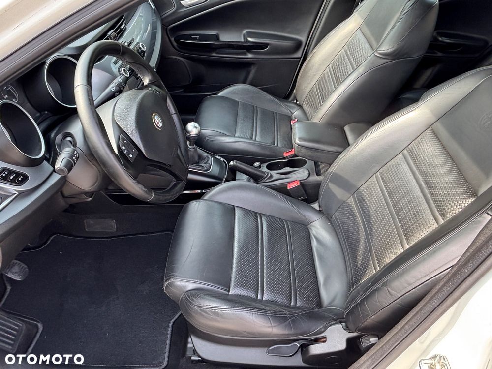 Alfa Romeo Giulietta - 18