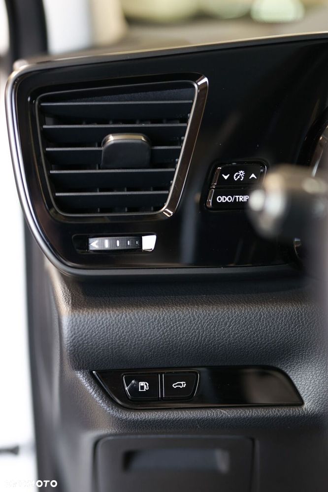 Lexus NX 350h Prestige AWD - 24