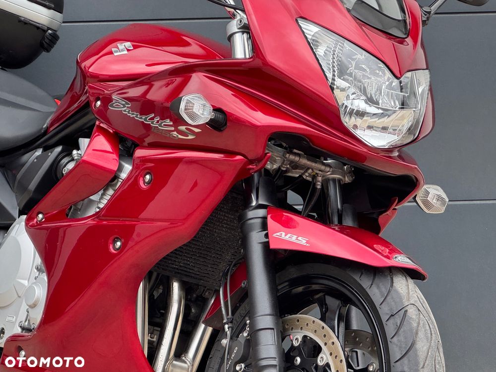 Suzuki Bandit - 3