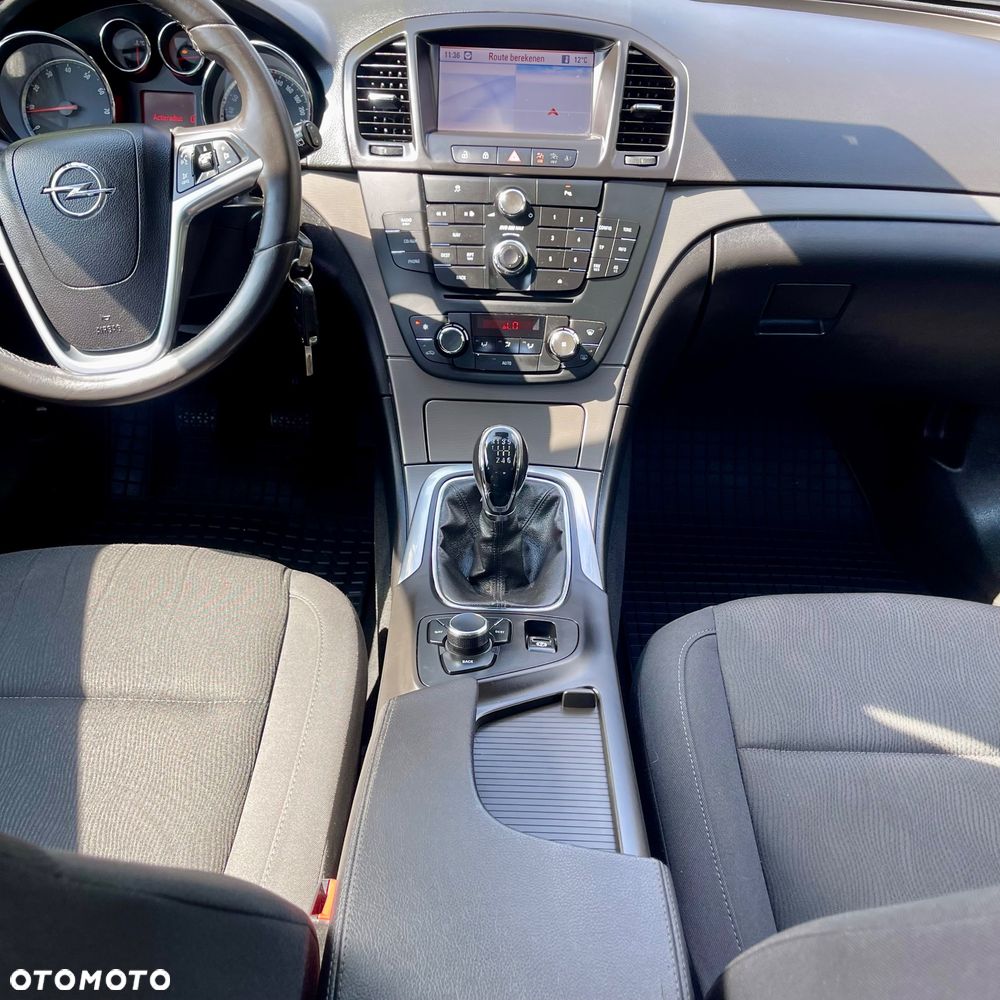 Opel Insignia 1.8 Design Edition - 24