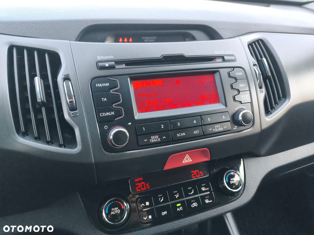 Kia Sportage 2.0 CRDI XL - 21