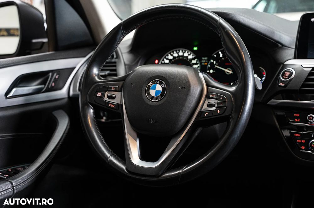 BMW X3 xDrive20i Aut. xLine - 13