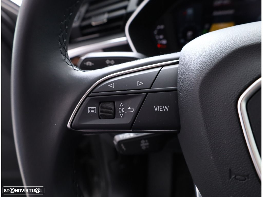 Audi Q3 45 TFSIe S tronic - 32