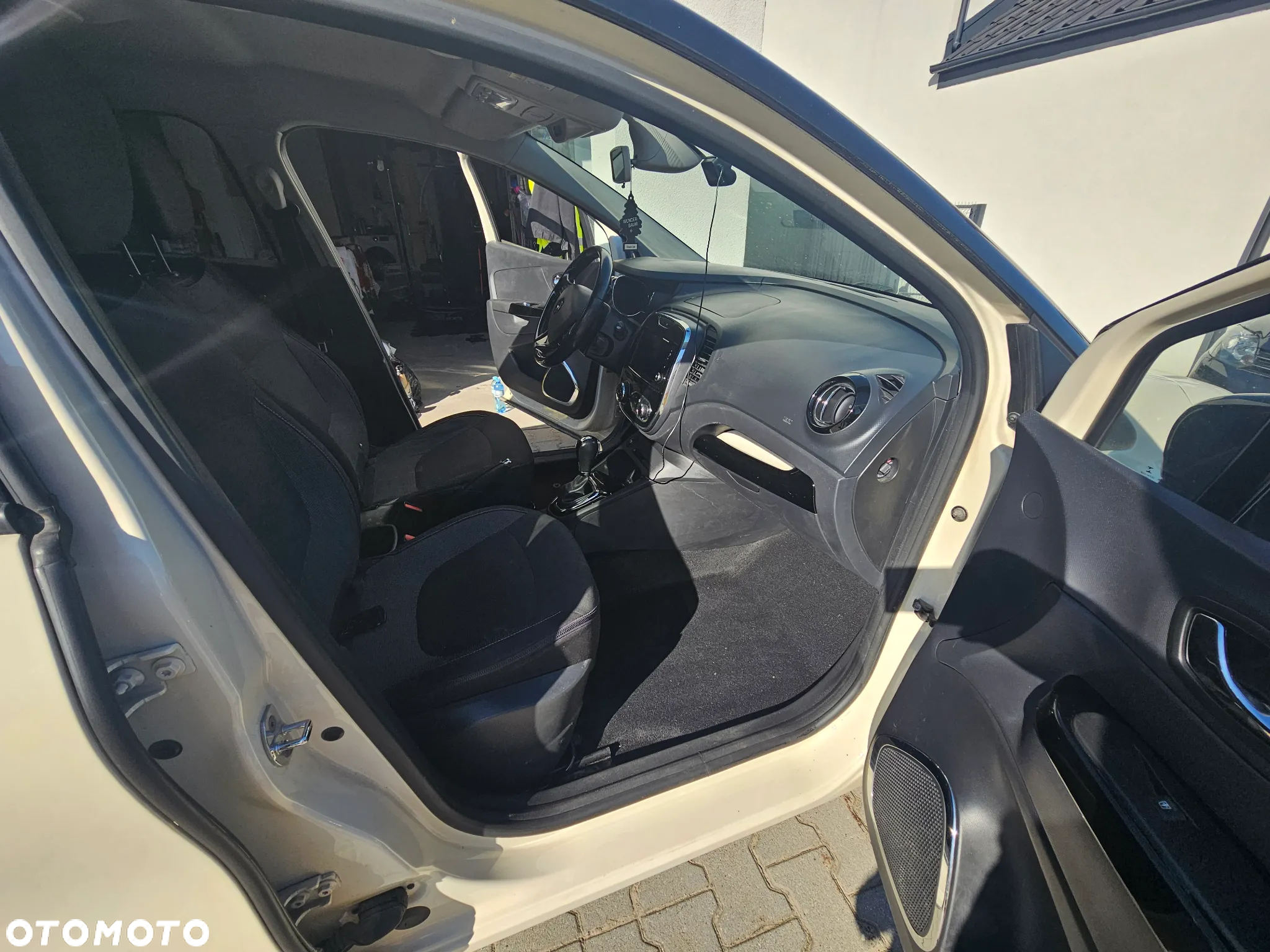 Renault Captur - 11