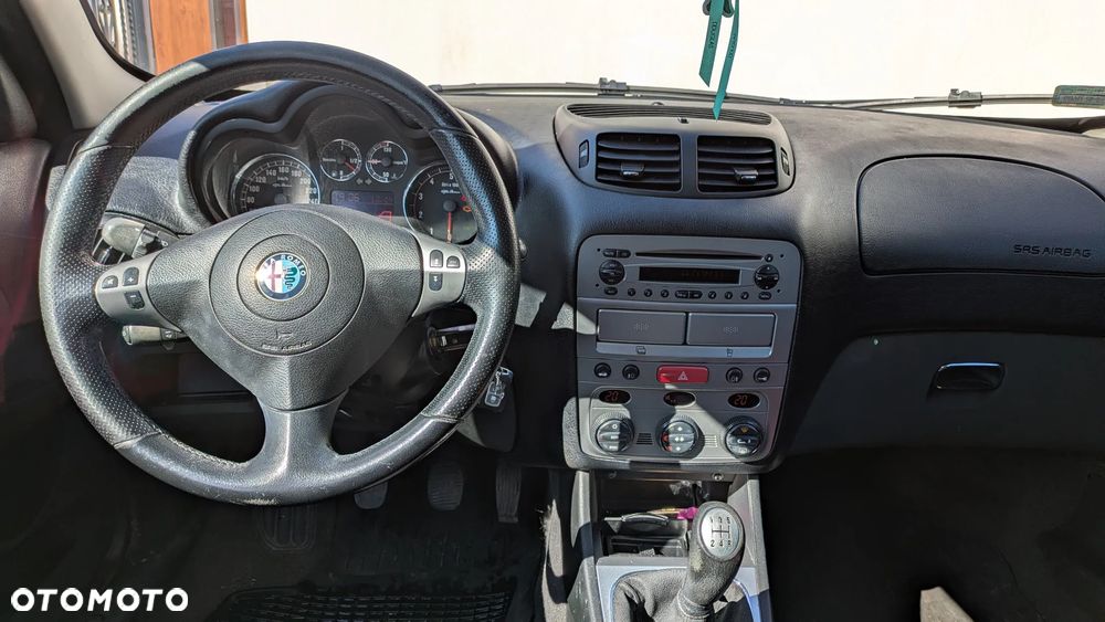 Alfa Romeo 147 1.6 Twin Spark 16V - 7