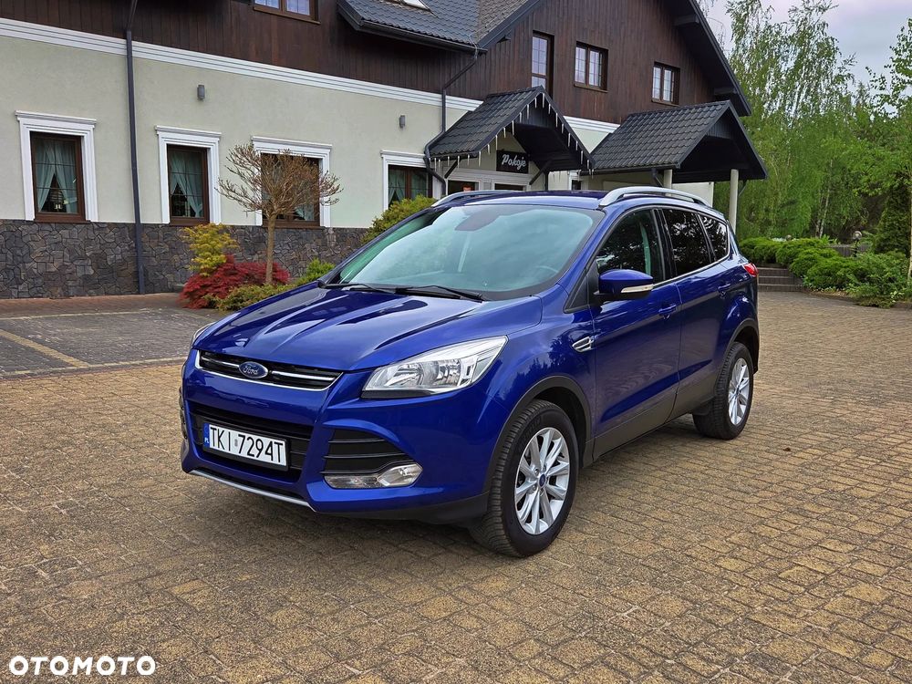 Ford Kuga 2.0 TDCi 2x4 Titanium - 4