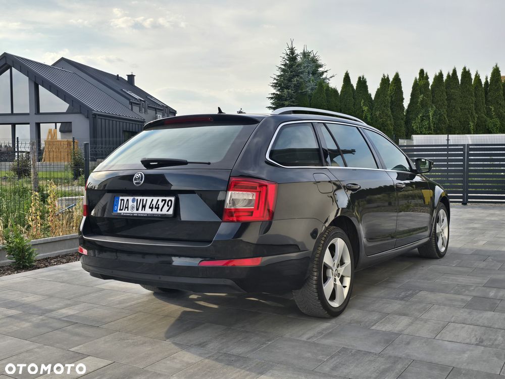 Skoda Octavia 1.4 TSI DSG Style - 2
