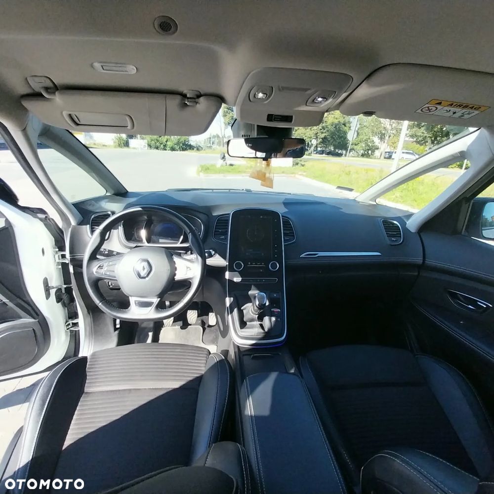 Renault Scenic 1.6 dCi Intens - 16