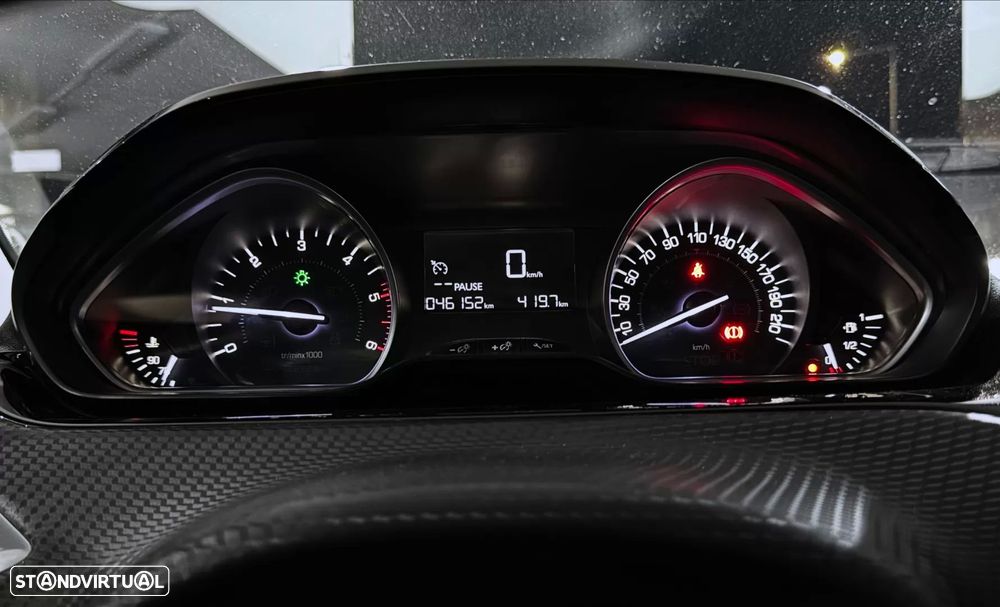 Peugeot 208 1.6 BlueHDi Style - 15