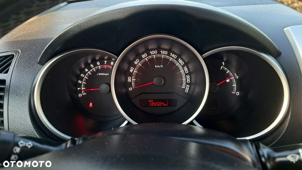 Kia Venga 1.4 CVVT Business Line - 23