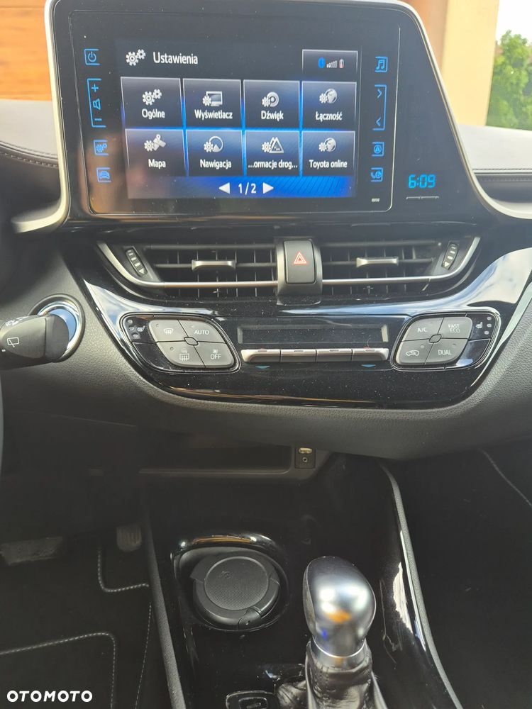 Toyota C-HR 1.8 Hybrid Prestige - 17