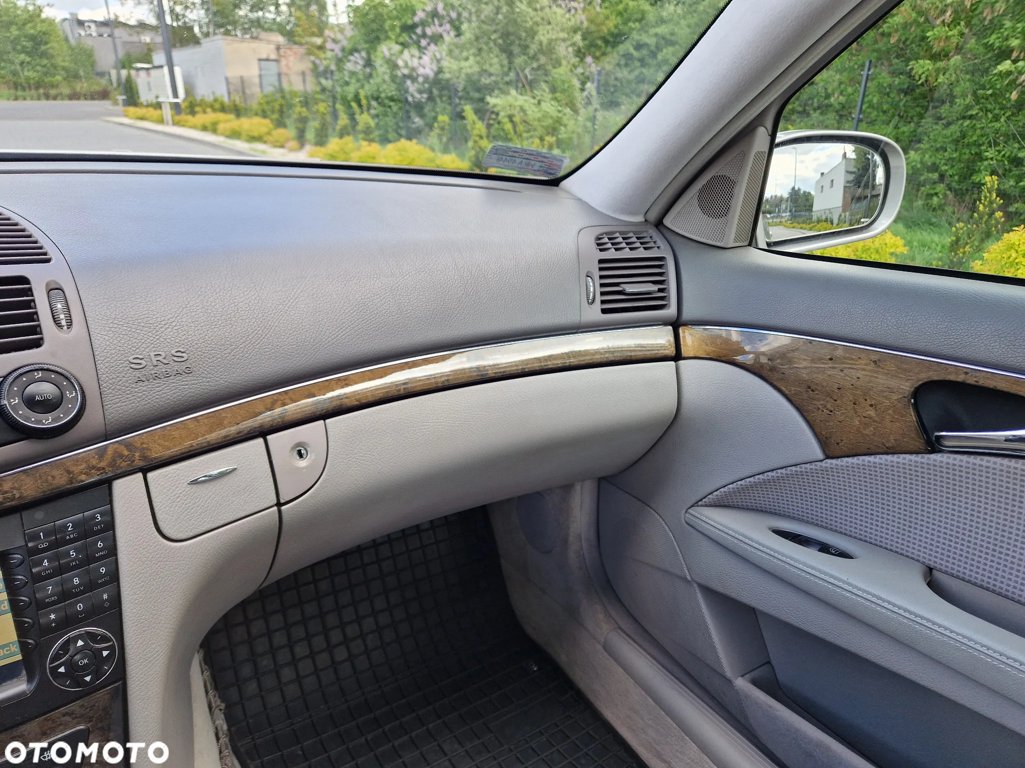 Mercedes-Benz Klasa E 320 Avantgarde - 17