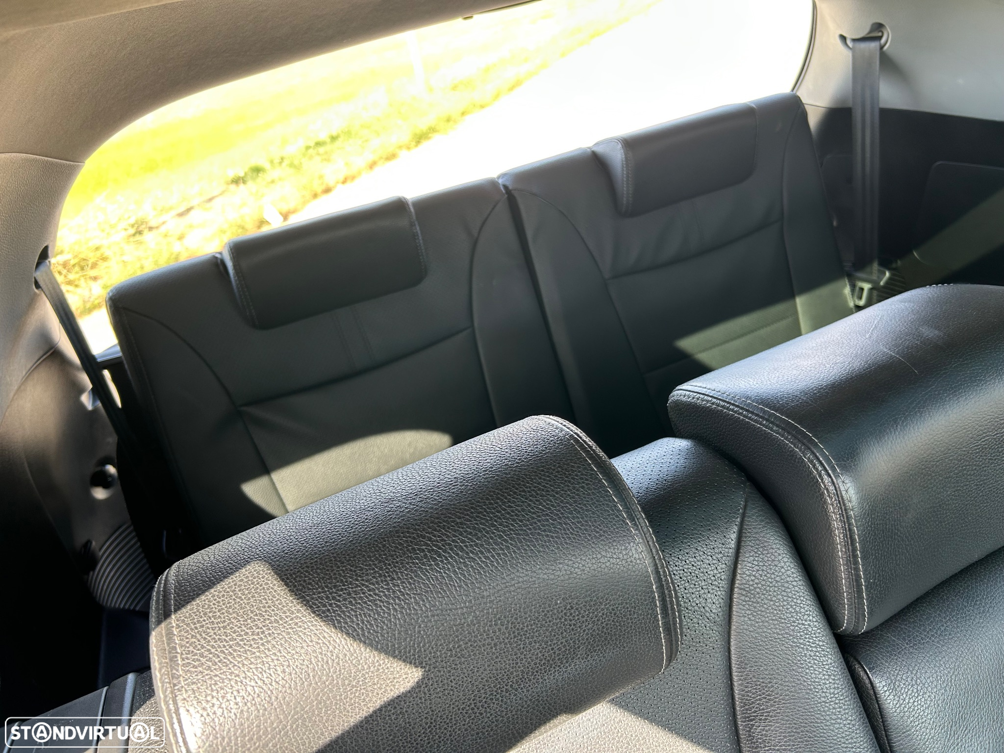 Kia Sorento 2.0 CRDi TX Tecto Panorâmico - 19