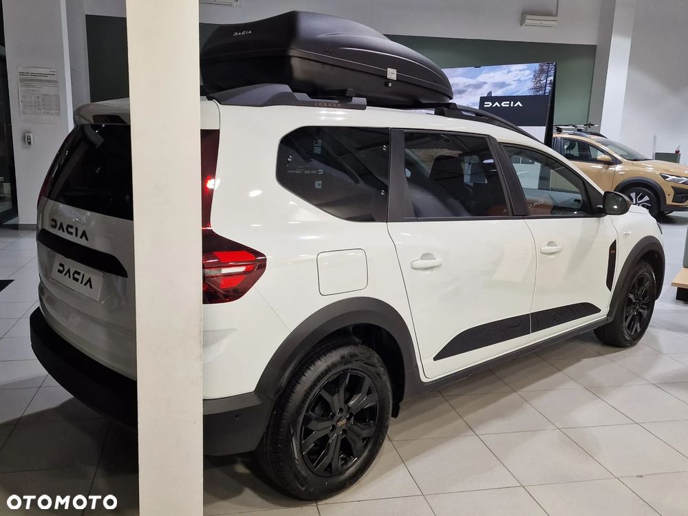 Dacia Jogger 1.6 Full Hybrid 140 Extreme MMT - 6