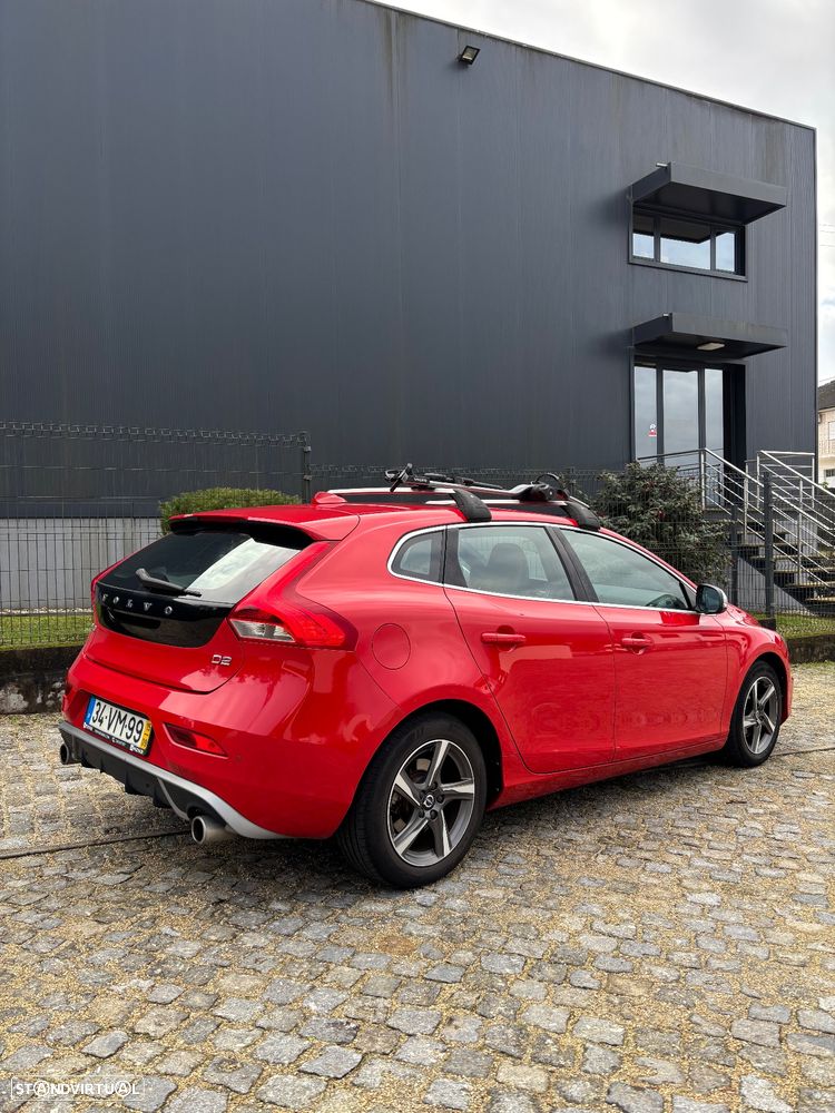 Volvo V40 2.0 D2 R-Design - 13